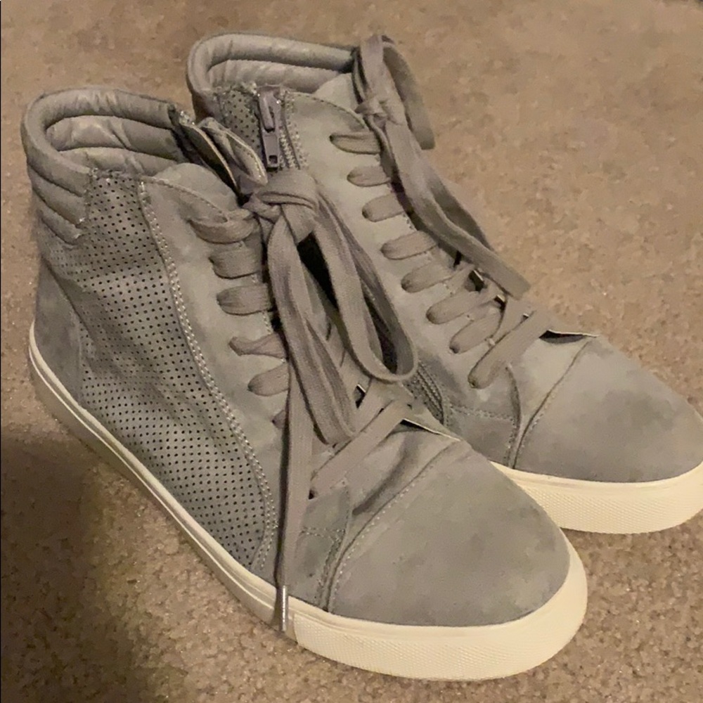 Steve Madden sneakers